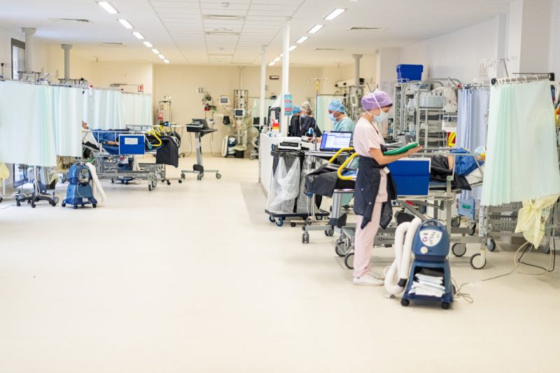 Clinique rhéna hôpital infirmière (1)