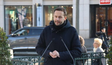 Candidat aux municipales à Paris et jeune papa, David Belliard se confie les difficultés de l'adoption