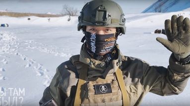 Un combattant chinois filmé par un soldat russe lors d'un entraînement en Russie en janvier 2024