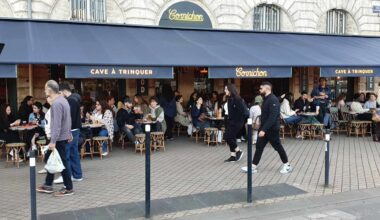 Un restaurant ferme sur les quais de Bordeaux, le groupe Vintage ouvre une "cave à trinquer" à la place