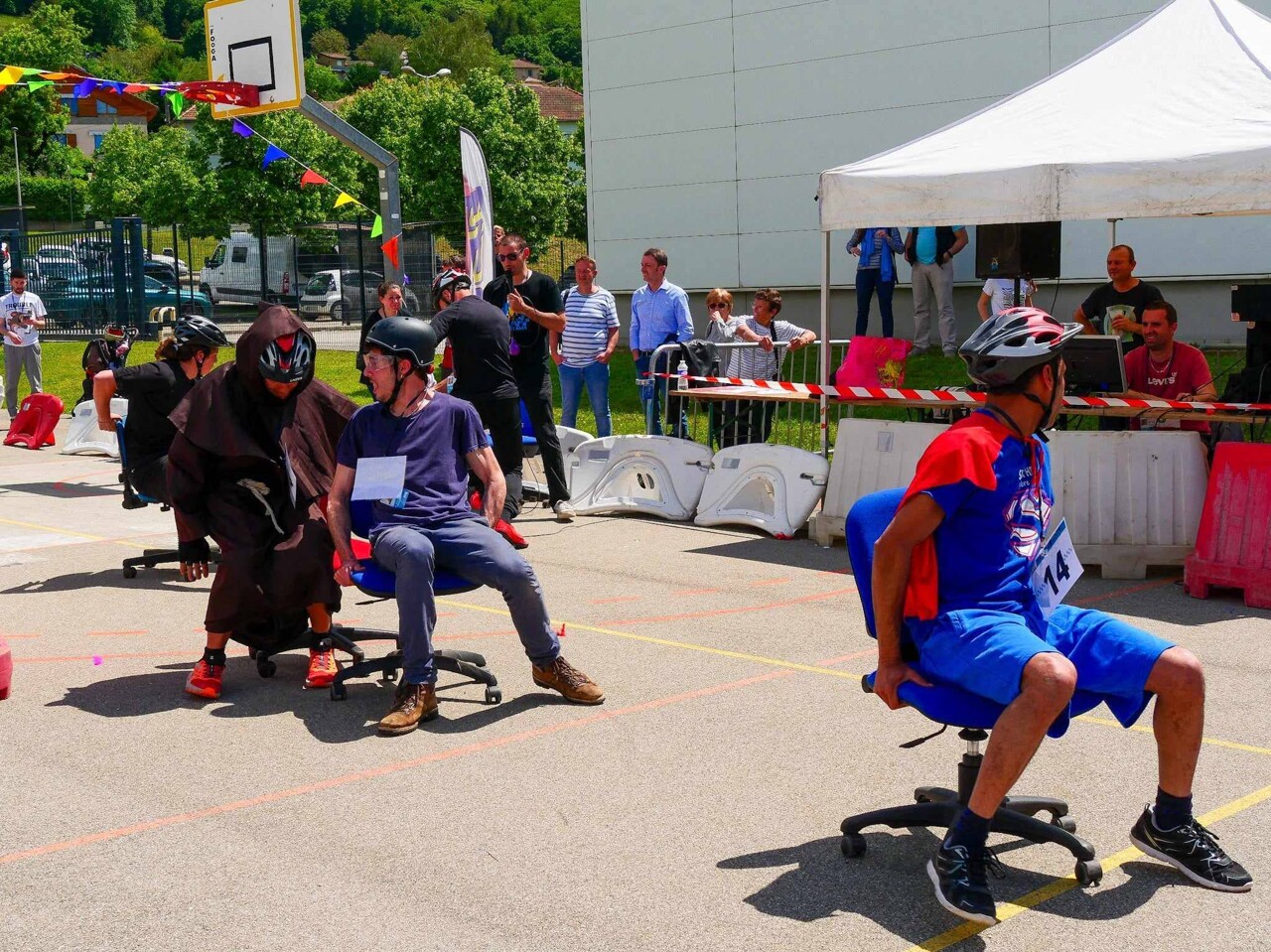 Près de Grenoble. Cette course insolite de chaises de bureau revient : ce qu'il faut savoir