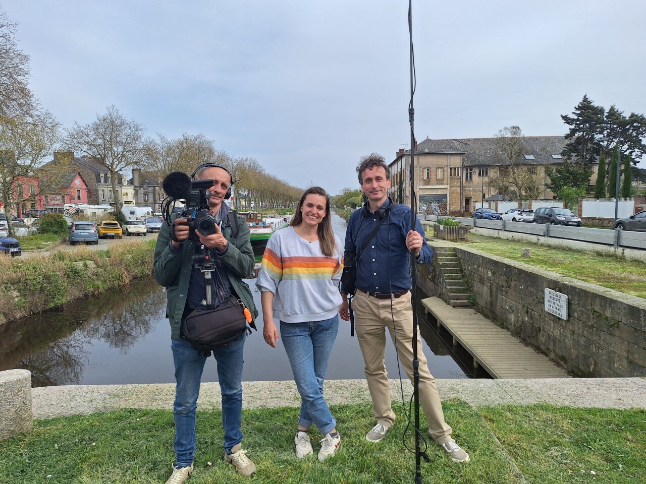 Défi d'une kayakiste olympique sur le canal de Nantes à Brest