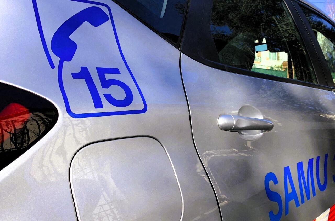 une femme meurt percutée sur un trottoir par une camionnette, l'automobiliste en fuite