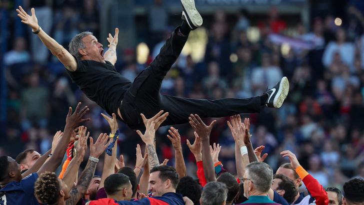 Le PSG signe un quatrième titre de champion de France d’affilée après sa victoire contre Angers ce samedi 5 avril. 