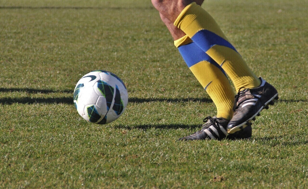 mort d'un adolescent de 14 ans après un arrêt cardiaque lors d'un match de foot