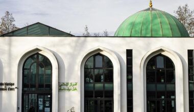 Bruno Retailleau annonce une sécurité renforcée autour des mosquées en France