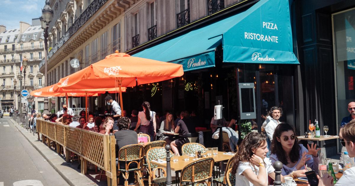À Paris, la “guerre des terrasses” fait rage