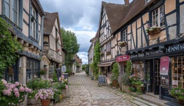 À seulement 2h de Paris, cette cité médiévale est une escapade idéale au printemps