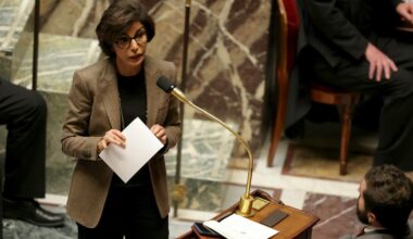 après un vif échange entre Dati et une administratrice de l’Assemblée, l’examen du texte interrompu