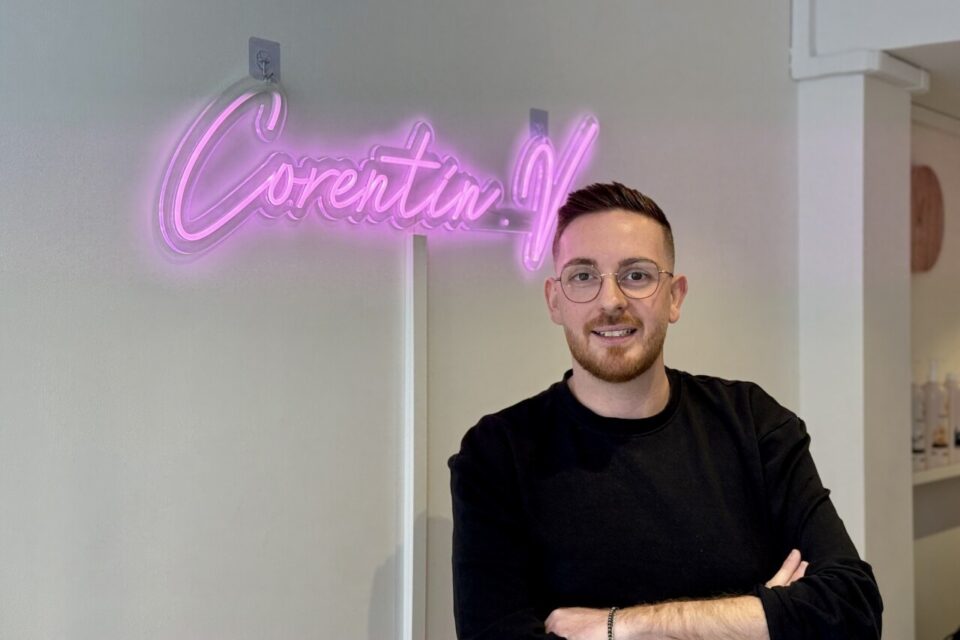 Corentin Vanyper a enfin ouvert le salon de coiffure de ses rêves, au coeur du Vieux-Lille.