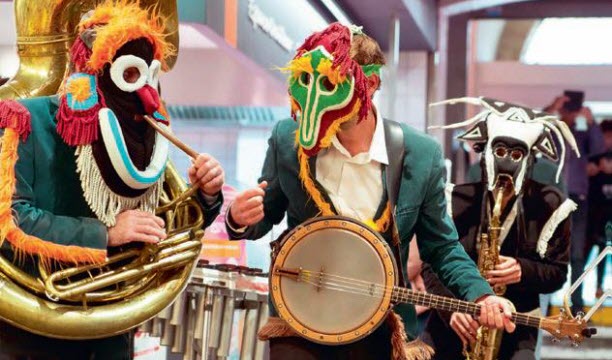 Fanfares et folles échappées sonores. photo ER