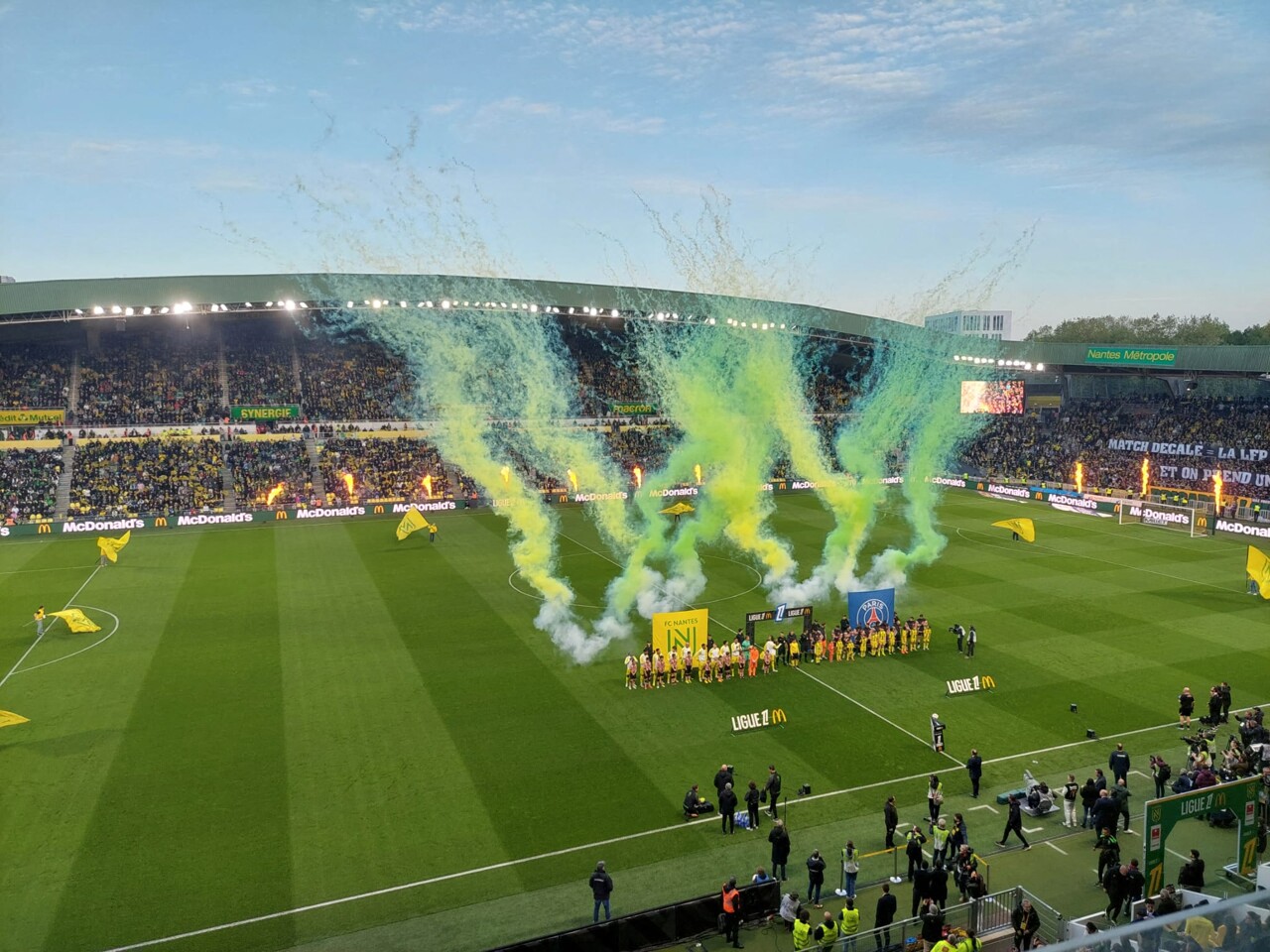 Le FC Nantes accroche le PSG et décroche un point précieux pour le maintien