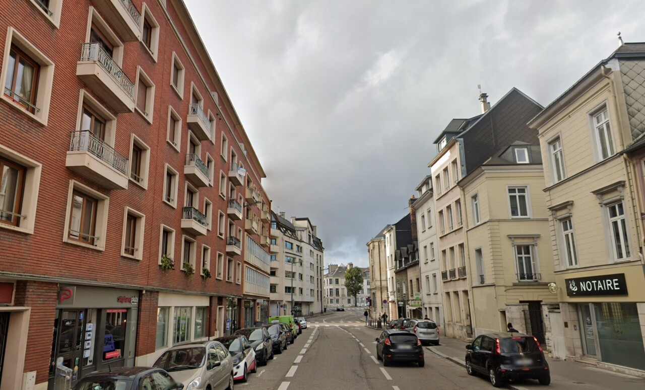 Un commerce du centre-ville de Rouen vend du protoxyde d'azote à des mineurs : la préfecture intervient