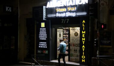 Les épiceries de nuit à Marseille resteront bien fermées au moins jusqu'à fin juin