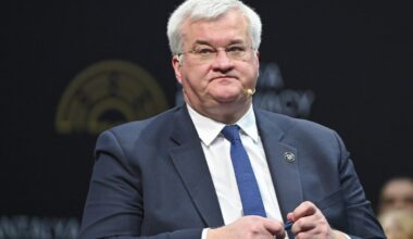 La Russie et l'Ukraine s'accusent mutuellement de violer un accord de fin de frappes