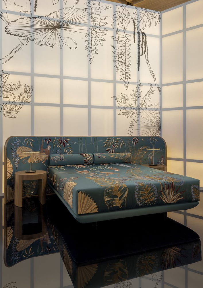 la collection fait la part belle aux décorations précieuses