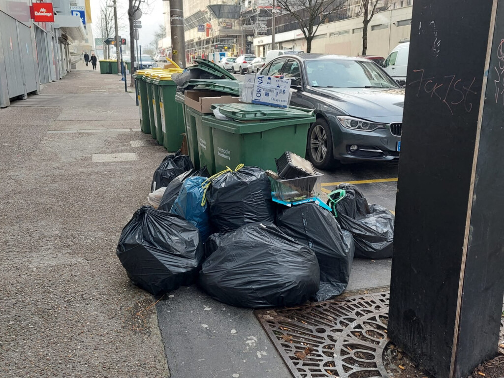 la collecte en porte-à-porte a repris