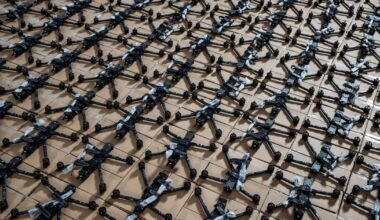 En Ukraine, les combats sont entrés dans une nouvelle ère: la guerre des drones - rts.ch