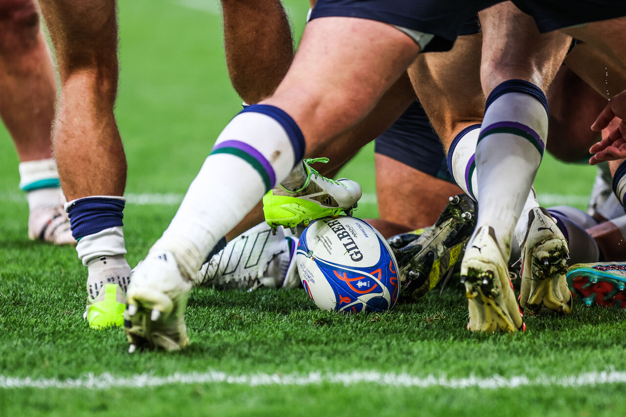 tous les résultats des matchs en retard, et les classements mis à jour
