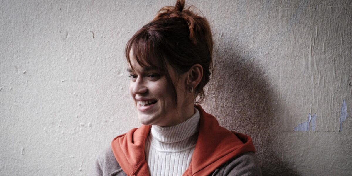 Constance Gay explique pourquoi elle est rousse dans Flashback, la nouvelle série de TF1