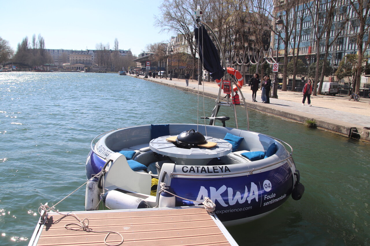 Les bateaux sans permis reviennent sur le bassin de la Villette à Paris avec des nouveautés