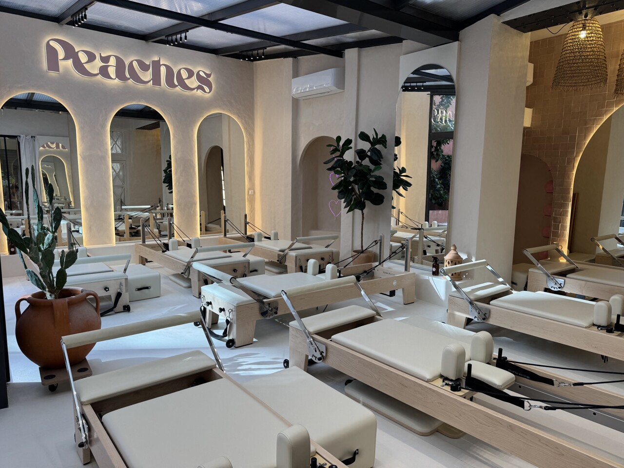Pilates reformer, coffee shop et bien-être 100% féminin : Peaches s’installe à Toulouse