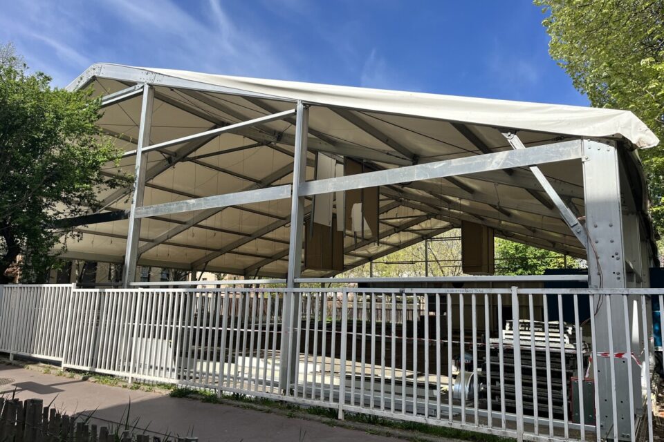 L'amphi Valade n'est plus qu'une armature, bientôt, il disparaitra 