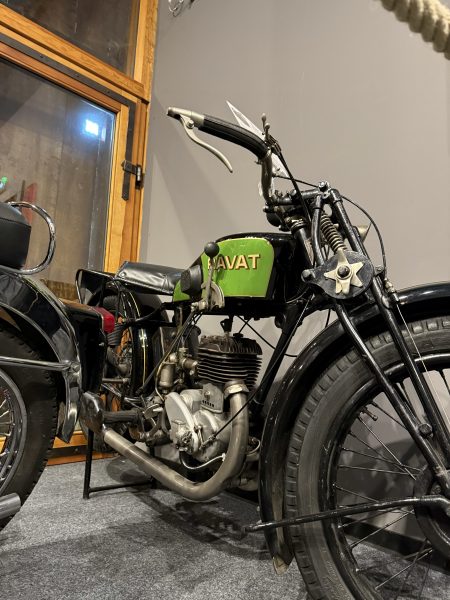 Moto Ravat Grange à Bécanes