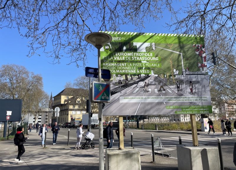 colmarienne carrefour voitures piste cyclable
