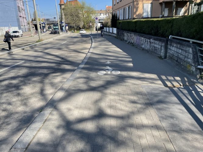 colmarienne stade de la meinau piste cyclable