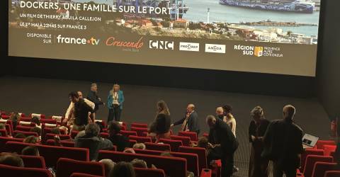 Une plongée historique dans la grande famille des dockers