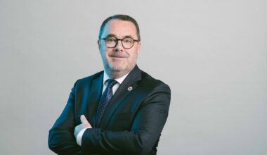 © Ecole Centrale de Lyon - Pascal Ray : "Nous sommes convaincus que les ingénieurs doivent éclairer les politiques publiques, transformer les entreprises et porter haut la parole scientifique."