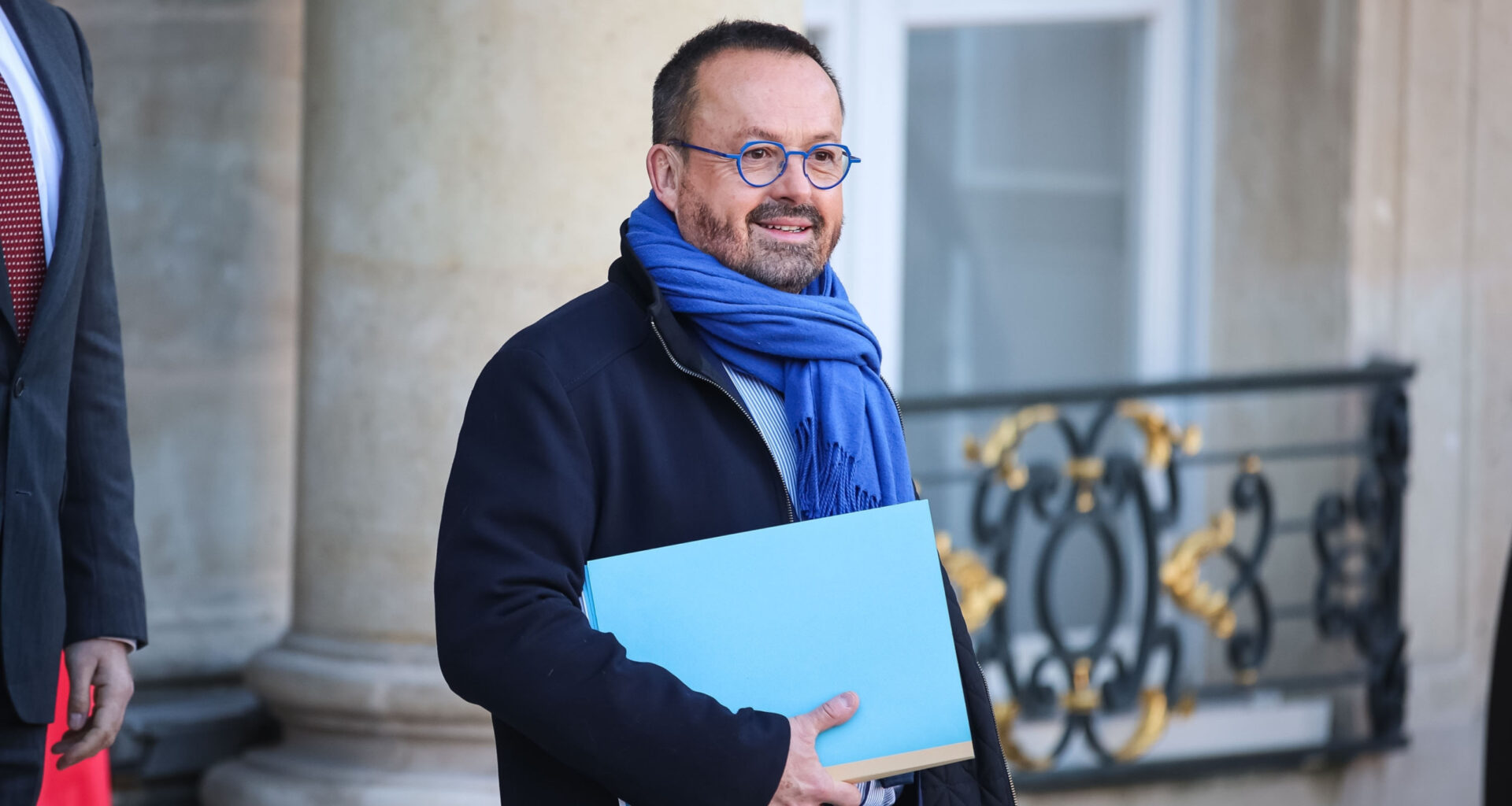 © Shutterstock - L'Isérois Yannick Neuder, actuel ministre chargé de la Santé et de l'Accès aux soins est à Lyon ce jeudi avec Astrid Panosyan-Bouvet, ministre chargée du Travail et de l'Emploi.