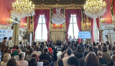 © Salon de l’évolution et de la transition professionnelle - Selon le baromètre 2024 de la formation et de l’emploi de Centre Inffo, 28 % des actifs envisagent une reconversion professionnelle, confirmant toutes les enquêtes sur le sujet.