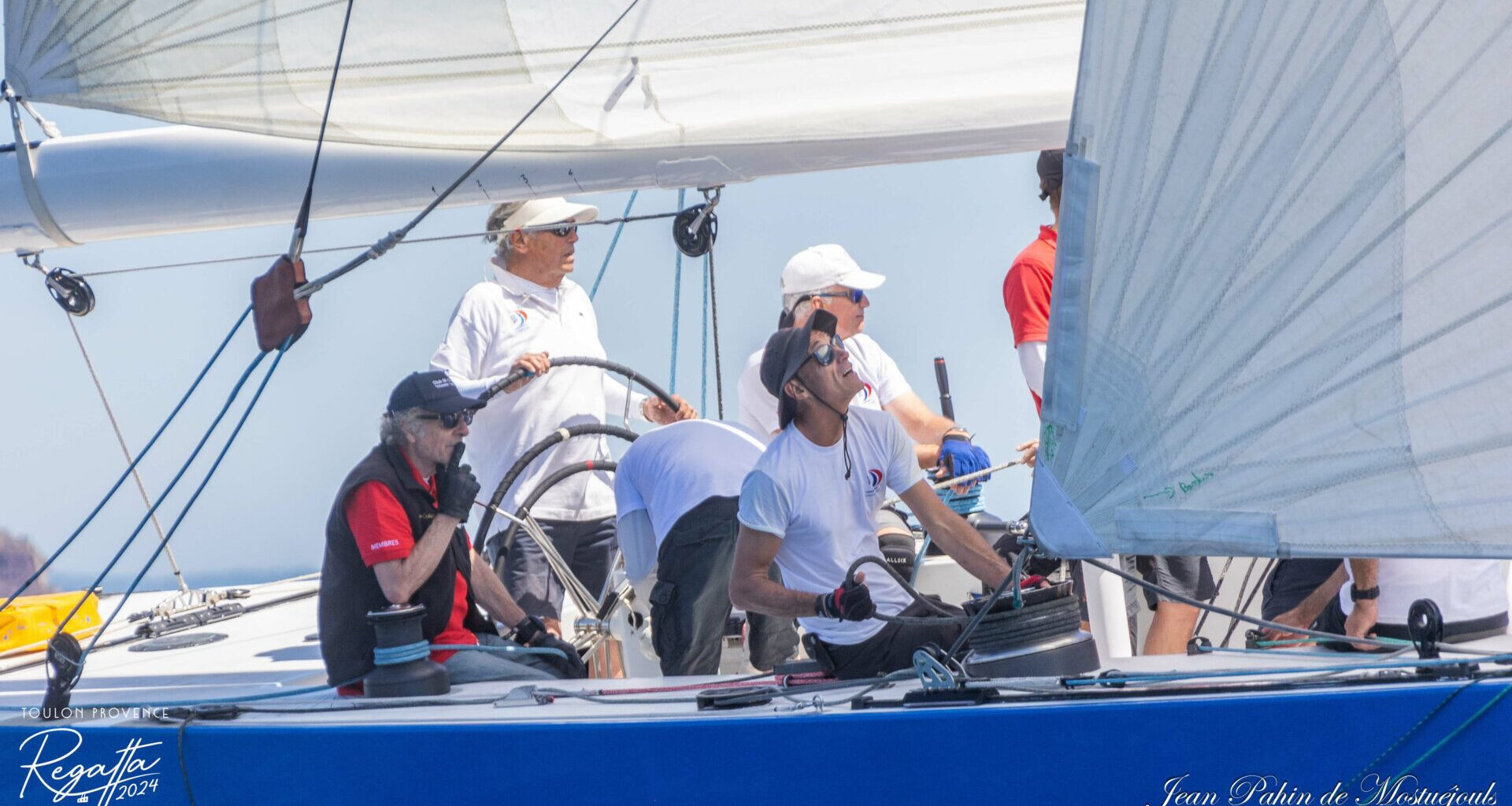 © Jean Pahin de Mostuéjouls - Toulon Provence Regatta - Un équipage de l'édition 2024 de la régate mythique.
