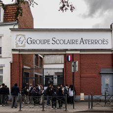 Lire aussi