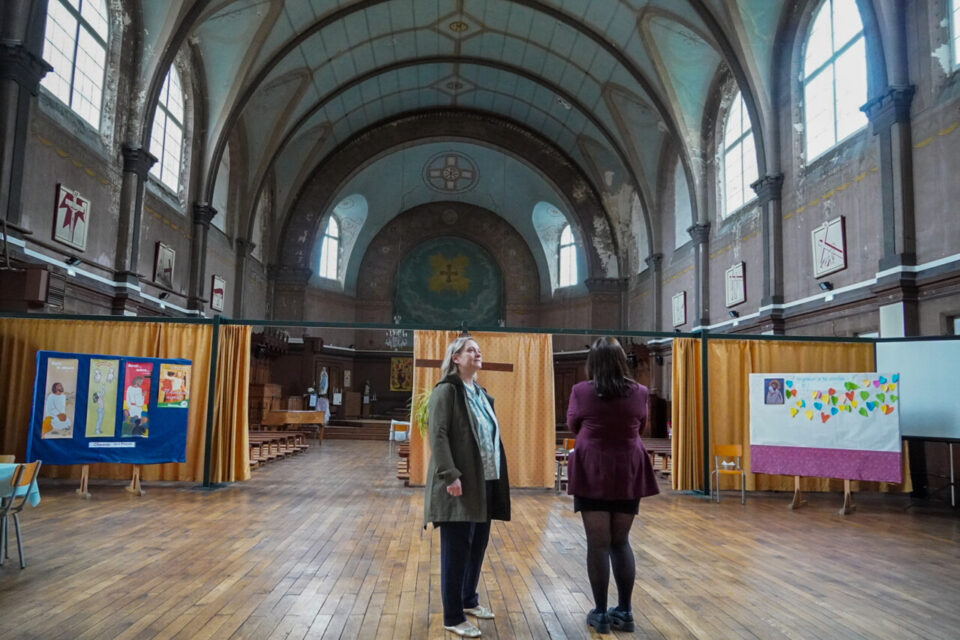 La chapelle fait partie du bâti historique de la prison pour femmes de Rennes.
