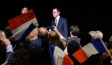 En campagne pour la présidence LR, Bruno Retailleau ovationné à Marseille