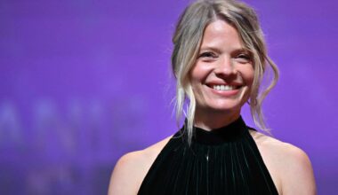 Mélanie Thierry change de tête pour une soirée mondaine : l’actrice et compagne de Raphaël méconnaissable