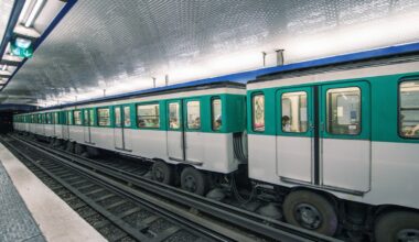 Un élève d'Estinnes se jette sous un métro lors d'un voyage scolaire: l'école organise un accompagnement psychologique