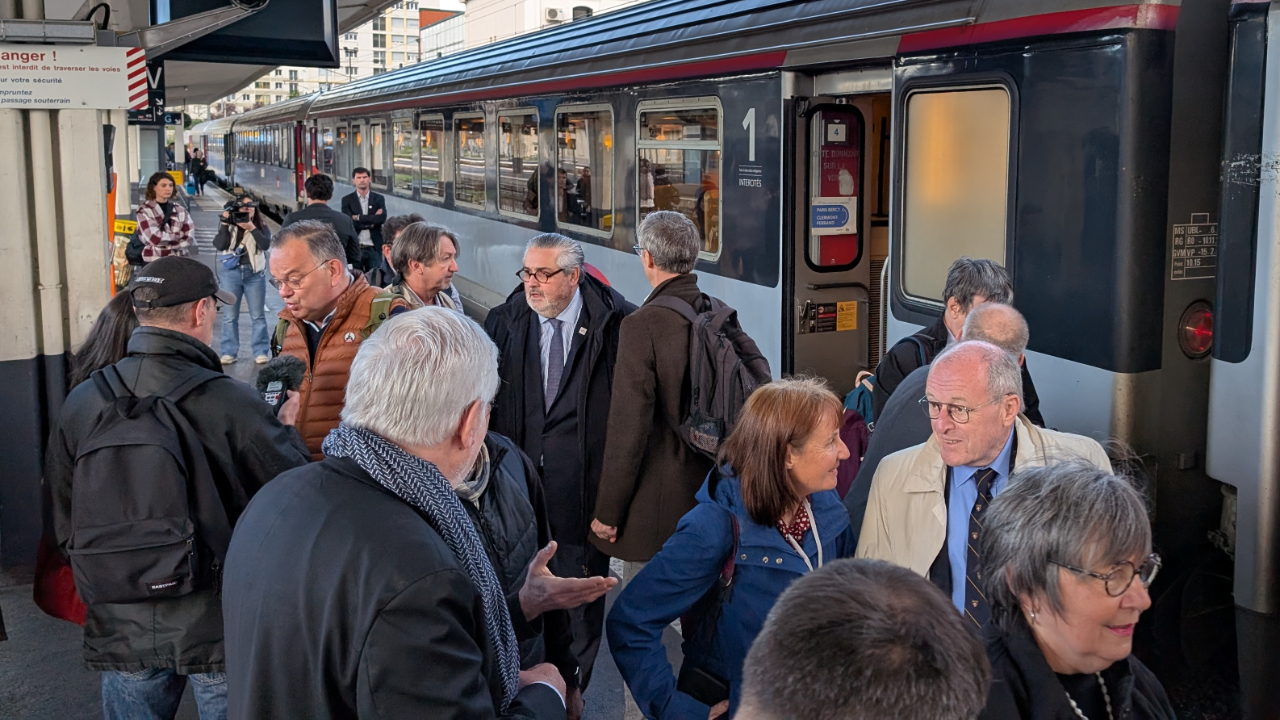 face au déclin du train Clermont-Paris, une délégation reçue par le gouvernement