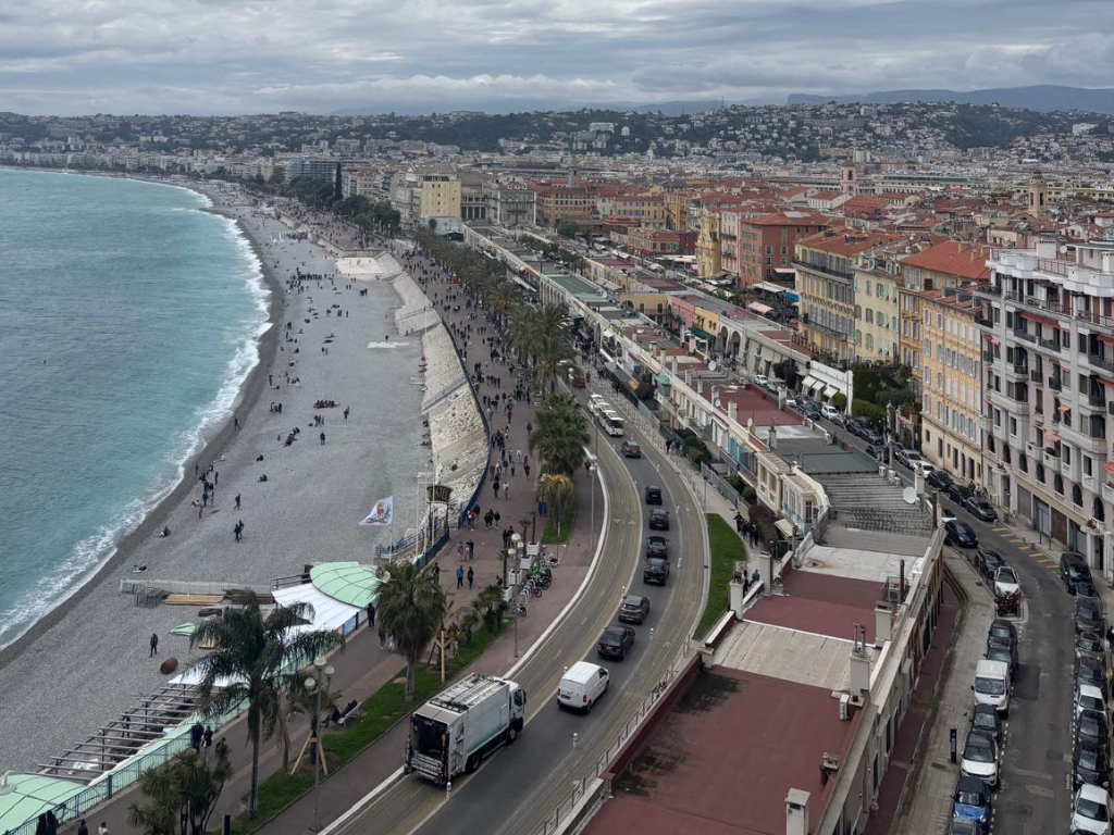 Nice. Airbnb réagit et critique les annonces de Christian Estrosi