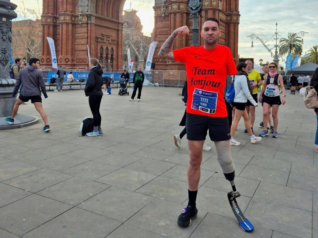 Rescapé d'un accident grâce à Pascal Obispo, ce Girondin court dix marathons en un an malgré une jambe amputée
