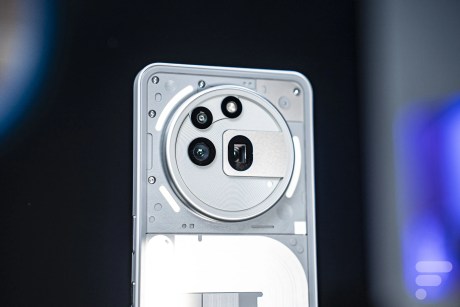 Nothing Phone (3a) Pro 5