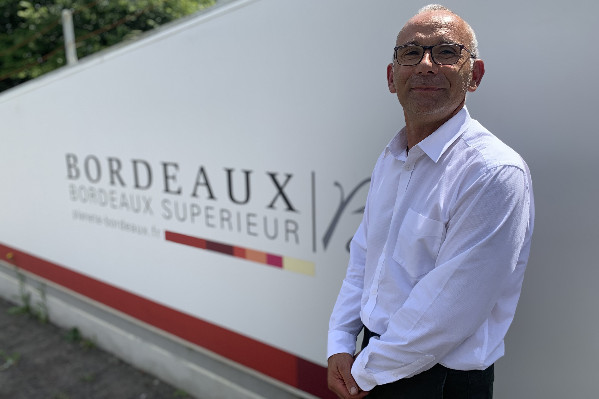 Les vins de Bordeaux à moins de 700 € le tonneau sous pression et sur le gril
