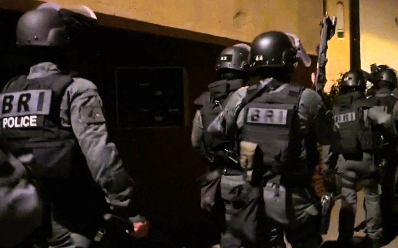 opération coup de poing contre un point de deal, six suspects mis en examen