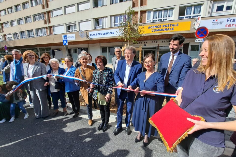 L'inauguration de ce nouveau service fruit d'un partenariat entre La Poste, la Ville et l'Etat.