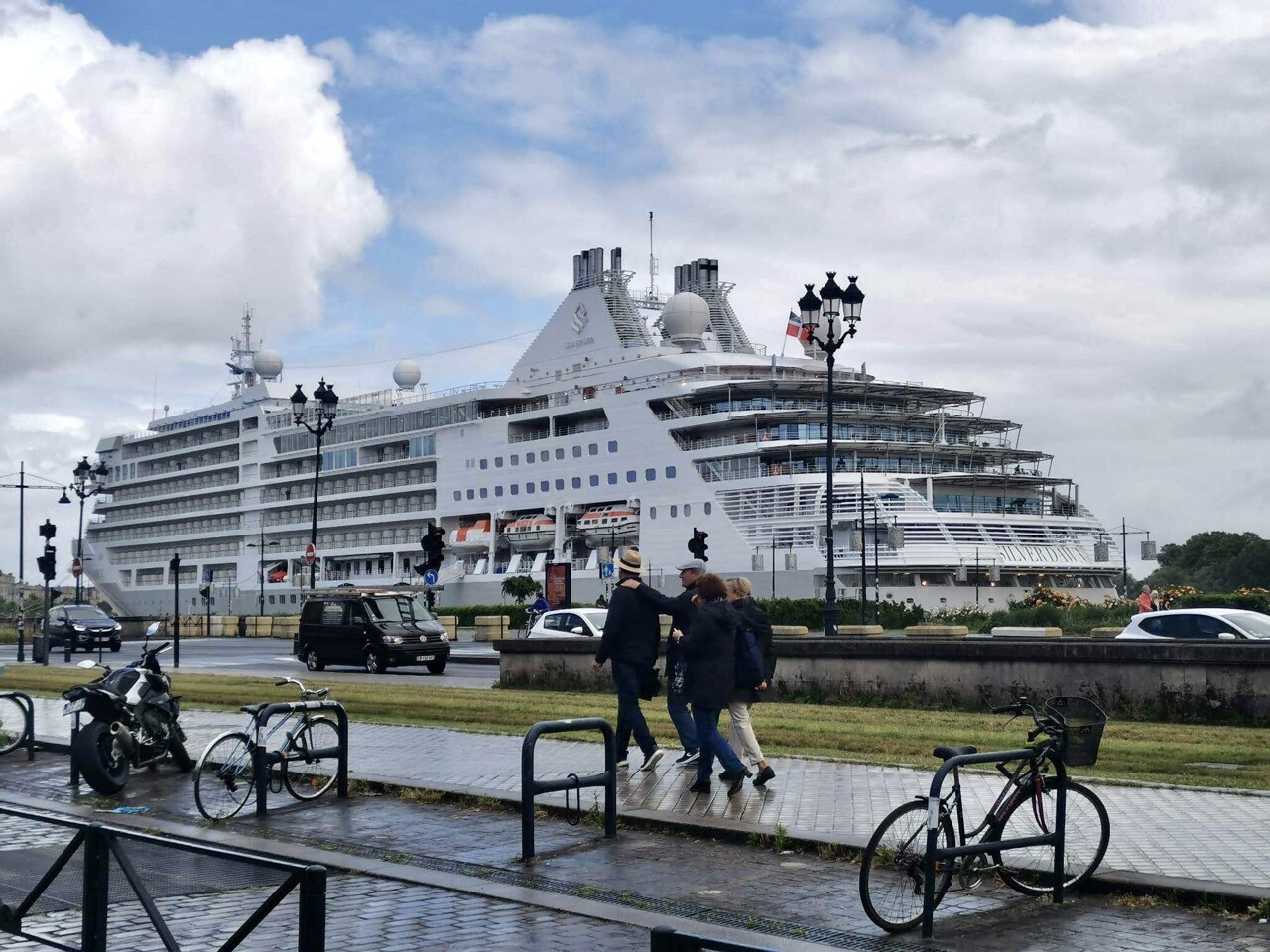 À Bordeaux, des paquebots de croisière et bateaux militaires vont impacter la circulation