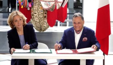 Signature à Rabat d'une déclaration d'intention pour un partenariat entre la Région Île-de-France et la Fondation Nationale des Musées