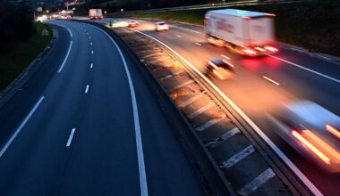 l'A46 nord coupée plusieurs heures dans la nuit de mardi à mercredi